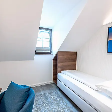Hotel Mondschein Innsbruck Exterior photo